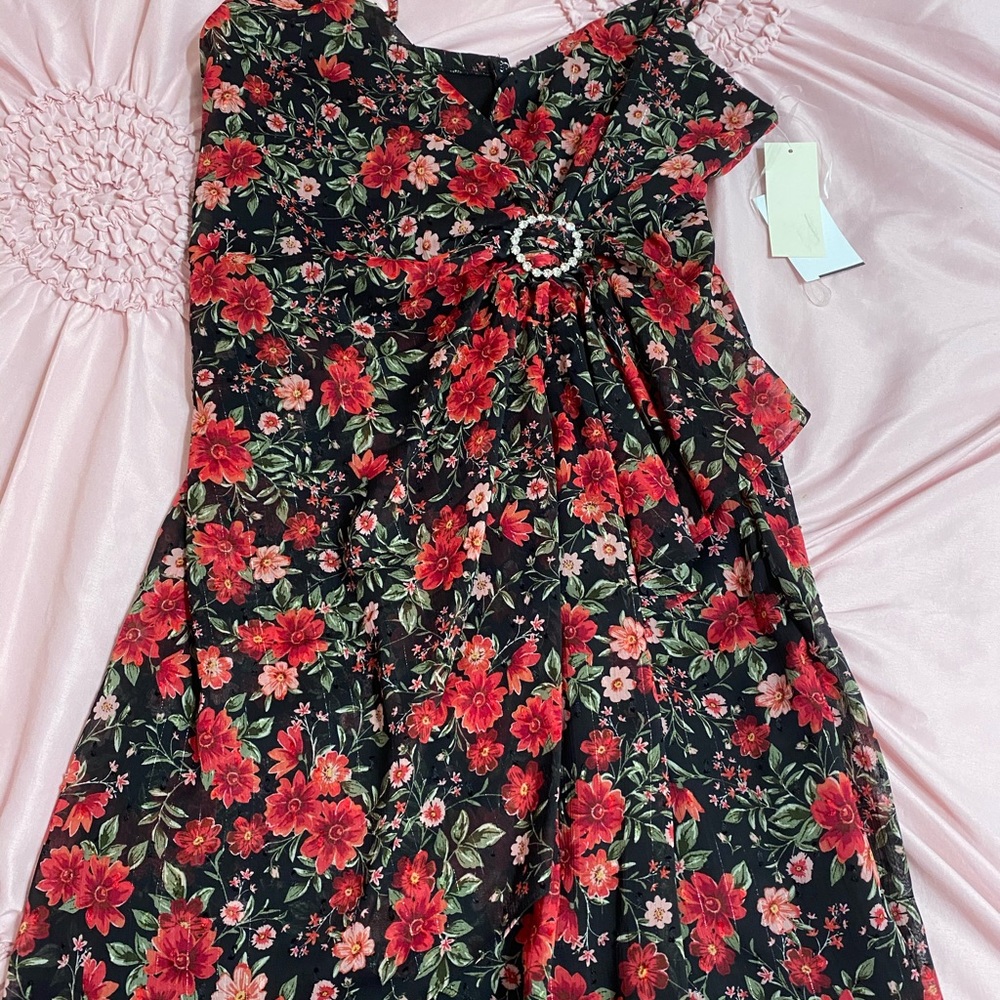 Floral mini